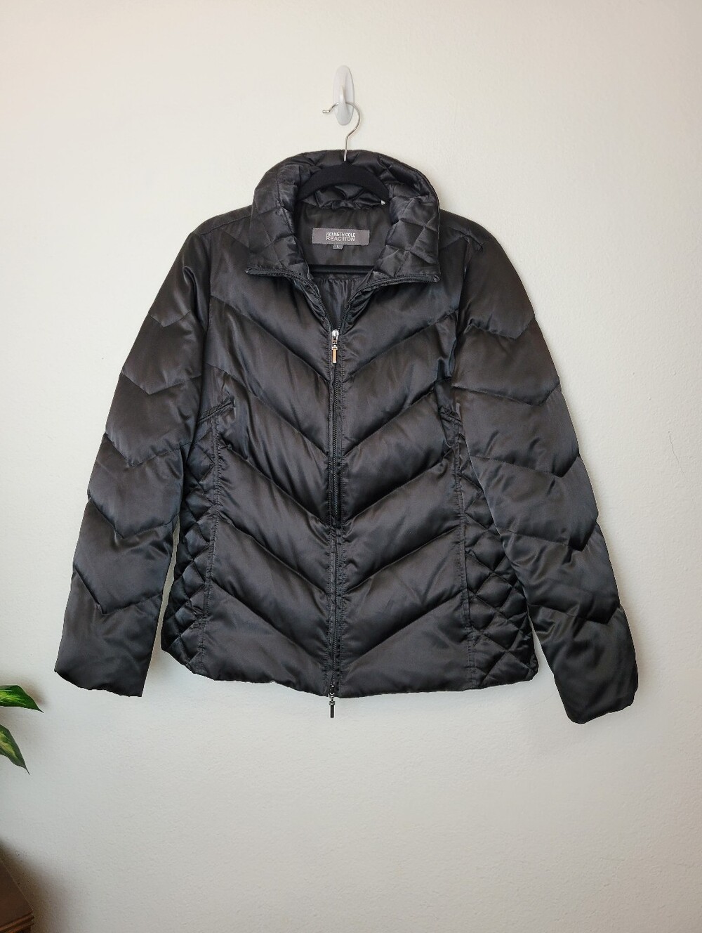 KENNETH COLE Black Down/ Feather Fill Full Zip Quilted Puffer Jacket Pockets L